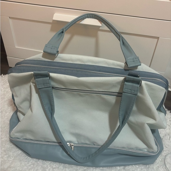 Weekender Bag - Picture 7 of 8